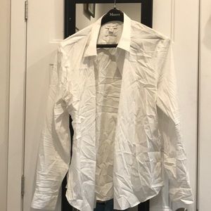 White dress shirt